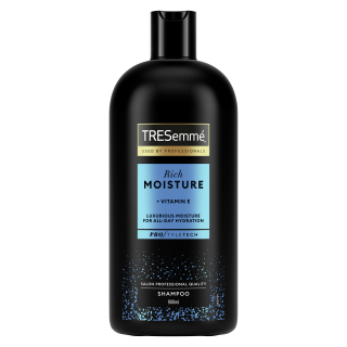 TRESemmé Rich Moisture Shampoo  Hydratation Intense 900ml | EBUN AFRO BEAUTY